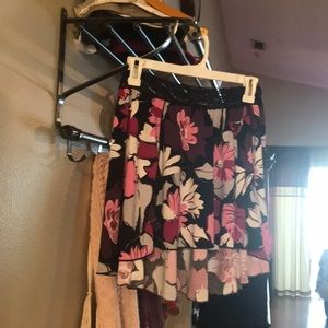Charlotte Russe Flower 🌺 Skirt Size Large